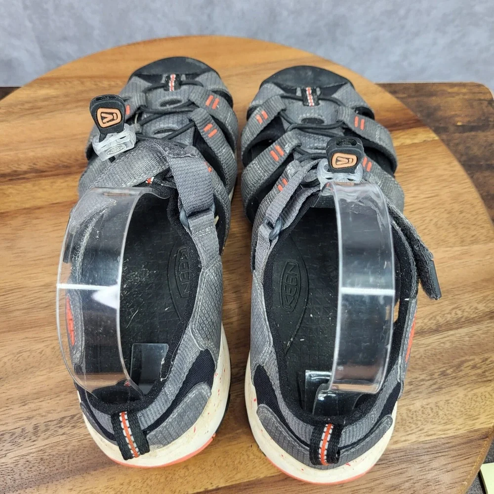 Keen Newport H2 Sandals Boys 5 Gray Closed Toe Hiking Water Shoes‎ Sport Outdoor